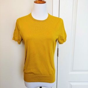 Short-Sleeved Pullover Sweater